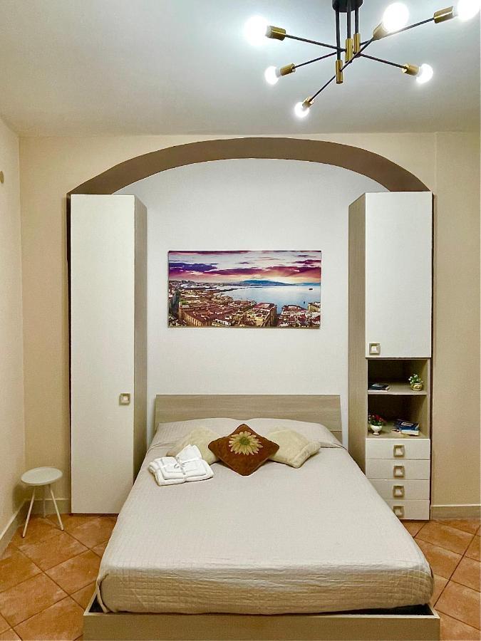 Materday Apartment Napels Buitenkant foto