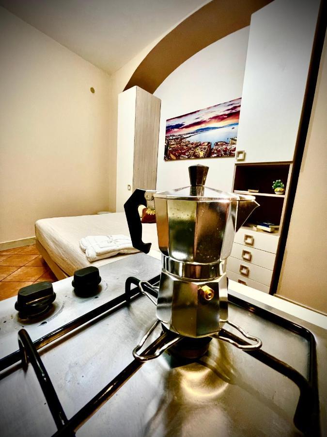 Materday Apartment Napels Buitenkant foto